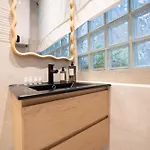 Apartment Cia - Beaurepaire Paris